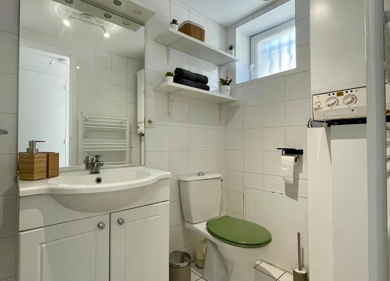 Bngo I Maison Mimosa I Jardin, 3 Chambres, 9 Personnes Villeurbanne Holiday home